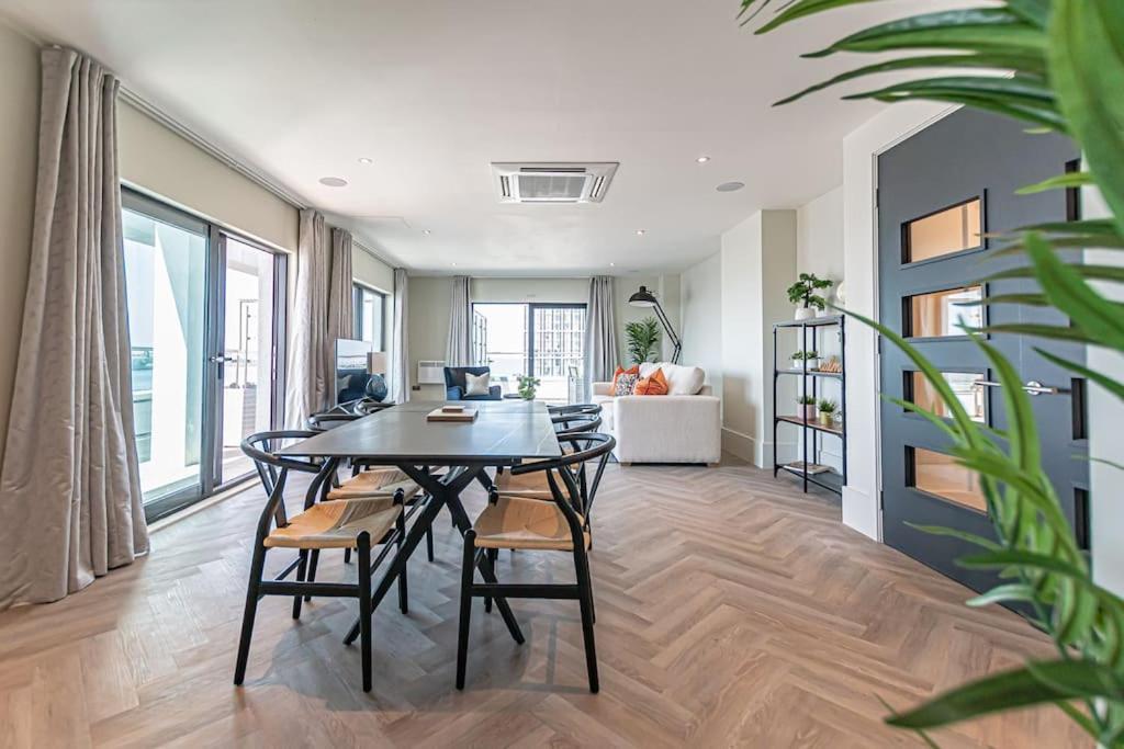 Penthouse River View! Wow ليفربول المظهر الخارجي الصورة