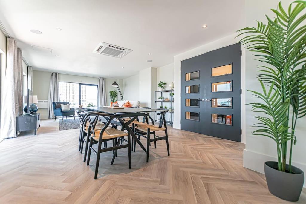 Penthouse River View! Wow ليفربول المظهر الخارجي الصورة