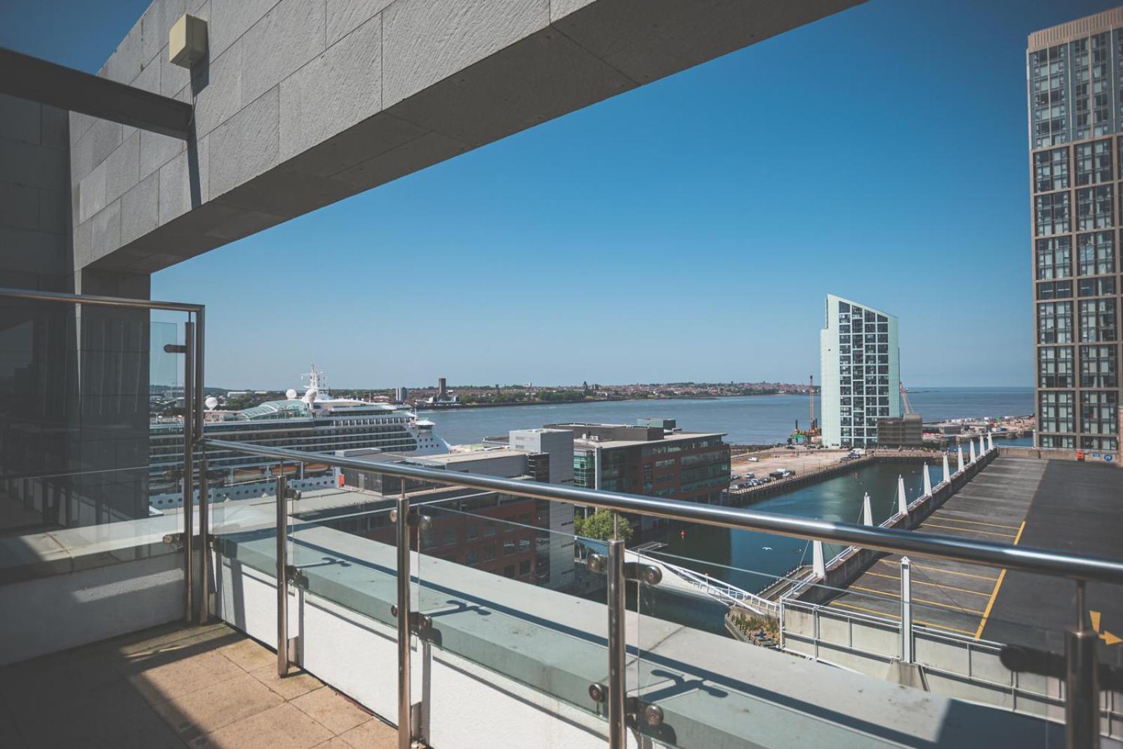 Penthouse River View! Wow ليفربول المظهر الخارجي الصورة